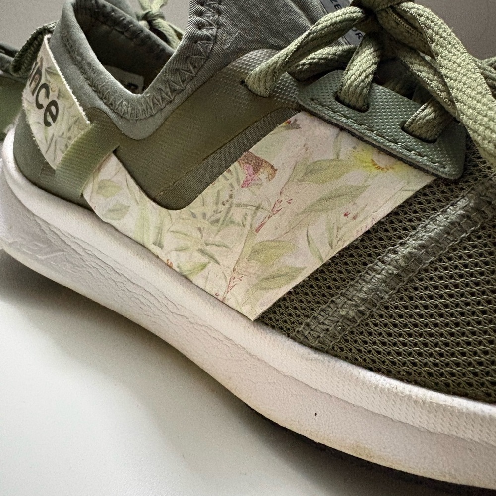New Balance Nergize Sage Green Sneakers - Women Athletic Shoes - Size 6.5 US - Picture 6 of 6